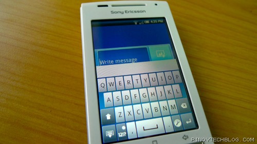 Sony Ericsson Xperia X8 keypad