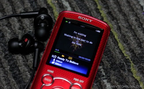 Sony NWZ-E464 lyrics
