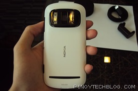 Nokia PureView 808 03
