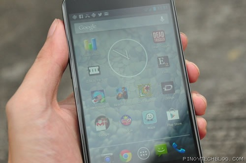 LG Nexus 4 07